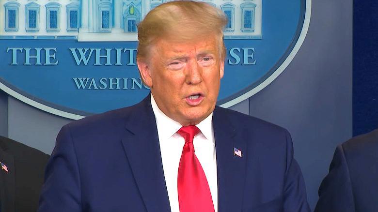 Tổng thổng Mỹ Donald Trump đã tiếp tục yêu cầu Fed giảm mức lãi suất thấp hơn nữa Ảnh: CNN