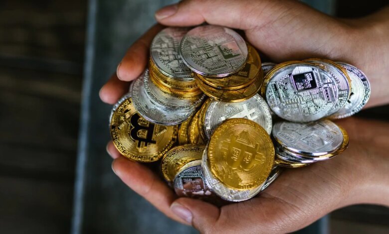 Khi chiến sự Nga-Ukraine xảy ra, Bitcoin đã chứng kiến bước nhảy vọt chỉ trong một ngày. Ảnh: Internet