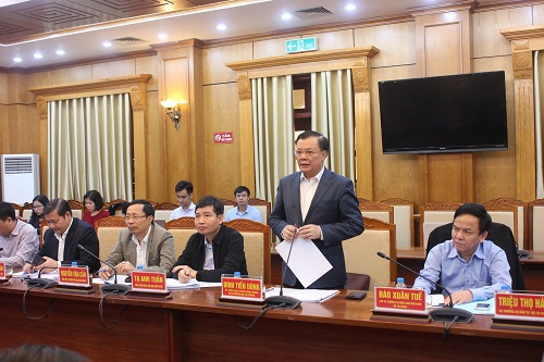 Bộ trưởng Bộ Tài chính Đinh Tiến Dũng phát biểu tại buổi làm việc. Nguồn: TBTC