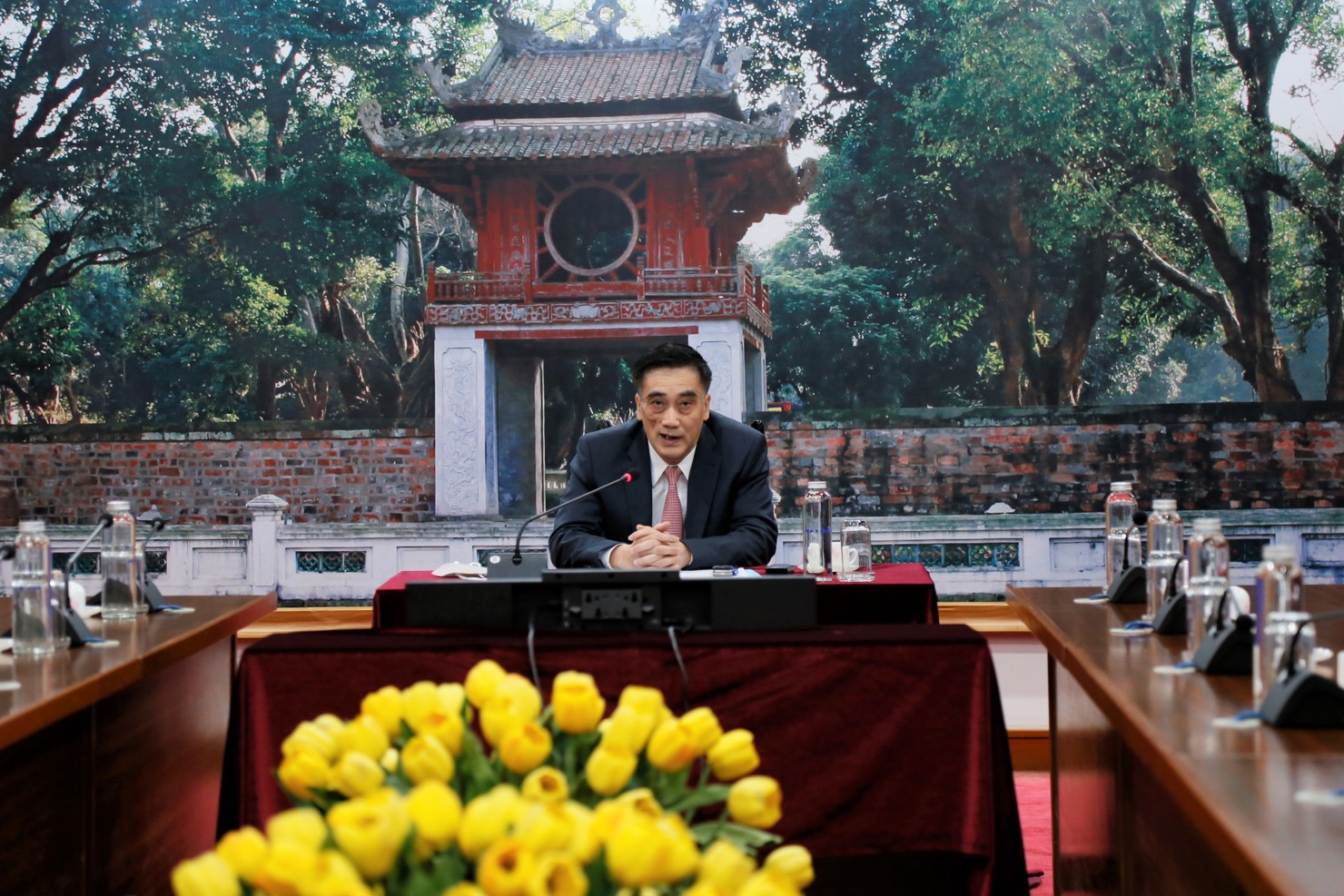 Thứ trưởng Trần Xuân Hà tham dự Hội nghị Thứ trưởng Tài chính và Phó Thống đốc Ngân hàng Trung ương APEC năm 2022 tại điểm cầu Bộ Tài chính.