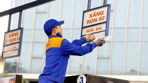 Trong quý I/2020, giá dầu thế giới giảm hơn 60%, kéo giá xăng dầu tại Việt Nam giảm theo nhưng sức mua rất yếu. Nguồn: internet