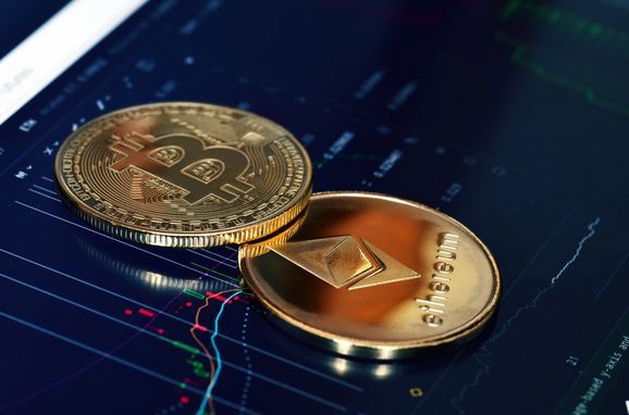 Bitcoin và Ethereum là hai đồng tiền điện tử lớn nhất trên thị trường hiện nay. Ảnh: Getty