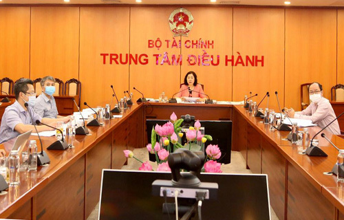 Thứ trưởng Vũ Thị Mai chủ trì hội nghị. Ảnh: Đức Minh