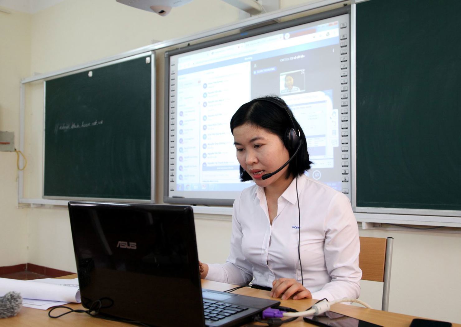 Nhiều cơ sở giáo dục nghề nghiệp đã tích cực, chủ động xây dựng chương trình, kế hoạch và tổ chức đào tạo theo hình thức trực tuyến. Nguồn: internet