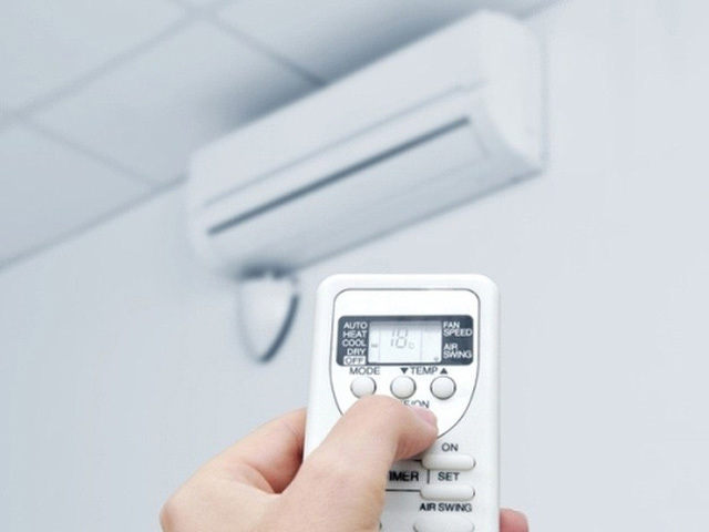 Việc lạm dụng điều hòa, sử dụng điều hòa không đúng cách có thể khiến bạn bị đột tử. Ảnh minh họa