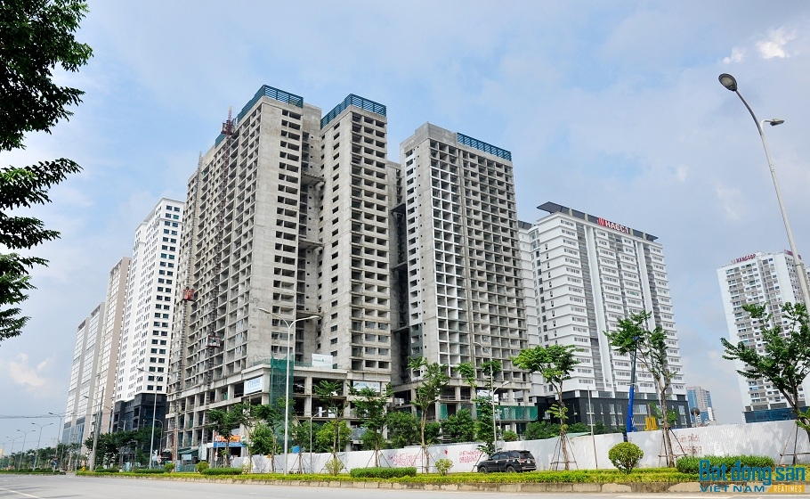 Thị trường bất động sản thời gian gần đây cũng đang “đứng ngồi không yên” trước thông tin từ dự thảo thông tư thay thế Thông tư 36/2014/TT-NHNN đang được Ngân hàng Nhà nước lấy ý kiến sửa đổi.