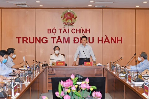 Bộ trưởng Hồ Đức Phớc phát biểu tại buổi làm việc.