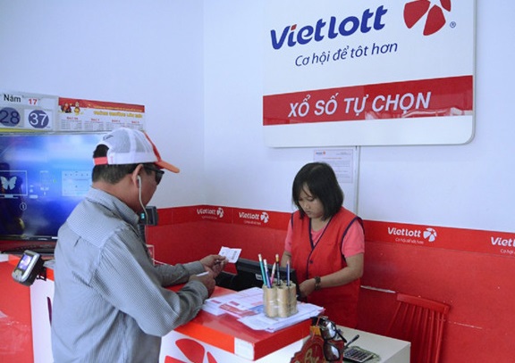 Người tham gia dự thưởng xổ số tự chọn số điện toán có 03 quyền. Nguồn: internet