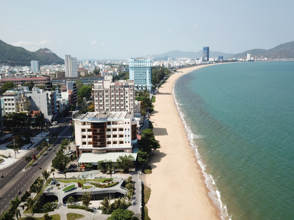 Trong 6 tháng đầu năm 2021, toàn tỉnh Bình Định thu hút được 40 dự án đầu tư với tổng vốn đầu tư khoảng 26.531 tỷ đồng. Ảnh: Báo Thanh niên.
