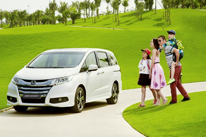 Gia đình đóng vai trò quan trọng trong việc hỗ trợ và nâng đỡ sự nghiệp của các doanh nhân thành công. Nguồn: internet