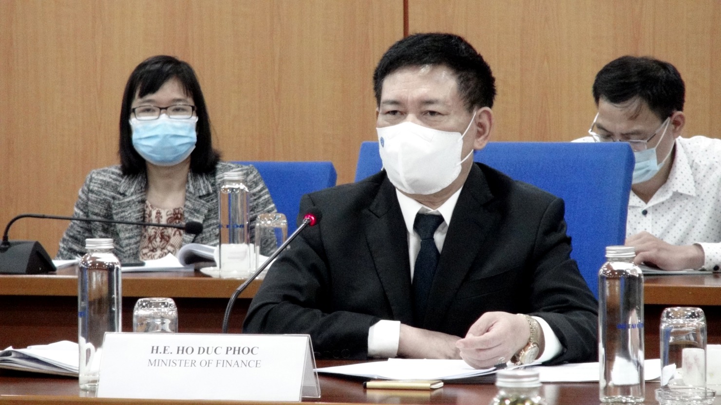 Bộ trưởng Bộ Tài chính Hồ Đức Phớc phát biểu tại buổi làm việc.