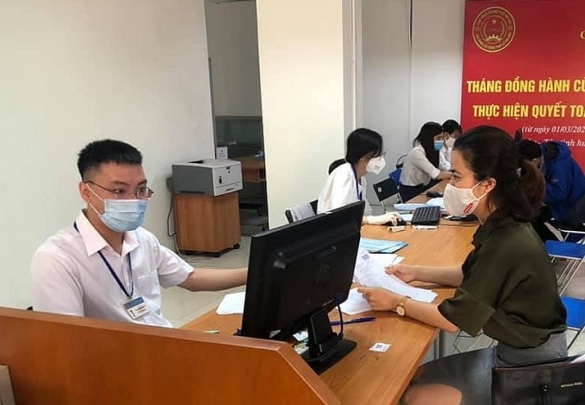 Tổng cục Thuế vừa có văn bản hướng dẫn việc kê khai và tạm nộp thuế TNCN theo mức giảm trừ gia cảnh mới. Nguồn: internet