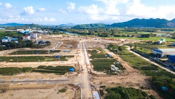 UBND TP. Đà Nẵng yêu cầu, đối với các dự án không triển khai, để đất hoang hóa hoặc triển khai chậm thì kiên quyết thu hồi theo quy định. Nguồn: internet
