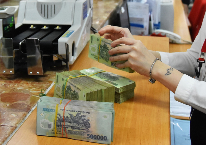 Ngành ngân hàng cần tiếp tục hạ lãi suất cho vay để kích cầu nội địa. Nguồn: internet