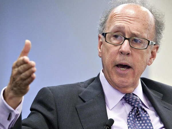 Stephen Roach, giảng viên cao cấp của đại học Yale và là cựu chủ tịch Morgan Stanley Châu Á. Ảnh: Economic Times