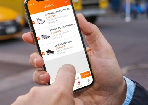 Thanh toán trực tuyến qua thiết bị di động ngày càng trở nên phổ biến. Nguồn: internet