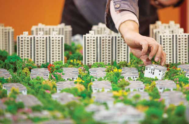 Việc mua nhà ngay cả trong tháng 7 âm lịch vẫn là lựa chọn ưu tiên với không ít nhà đầu tư. Nguồn: internet