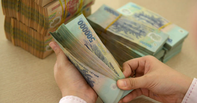 Có tới 17/22 ngân hàng trong nhóm khảo sát ghi nhận tỷ trọng cho vay trung dài hạn đã giảm trong 6 tháng đầu năm 2019.