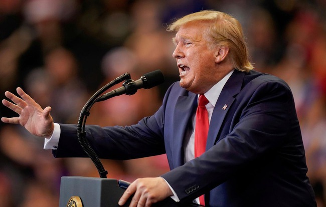 Cuối tuần vừa rồi, những dòng Tweet của Tổng thống Mỹ Donald Trump lại khiến thị trường tài chính chao đảo dữ dội. Nguồn: internet