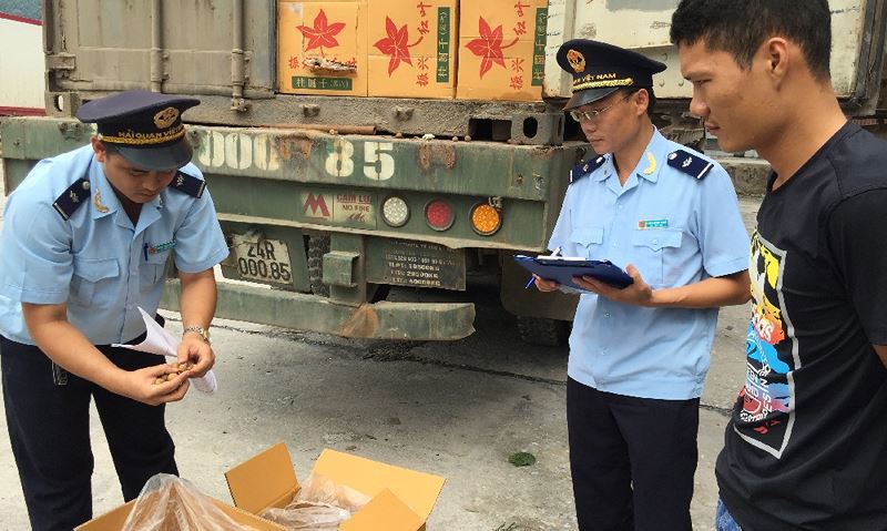 Từ ngày 16/07/2019 đến ngày 15/08/2019, toàn ngành Hải quan thu ngân sách nhà nước hơn 36,3 tỷ đồng từ chống buôn lậu, gian lận thương mại. Nguồn: internet