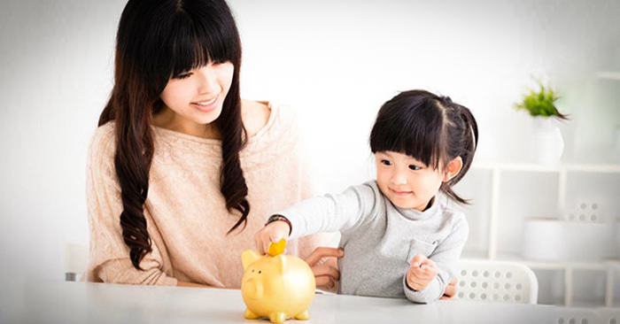 Tương tự như người lớn, trẻ con cũng có nhu cầu mua sắm và thực hiện các kế hoạch cần sử dụng đến đồng tiền trong tương lai. Nguồn: internet