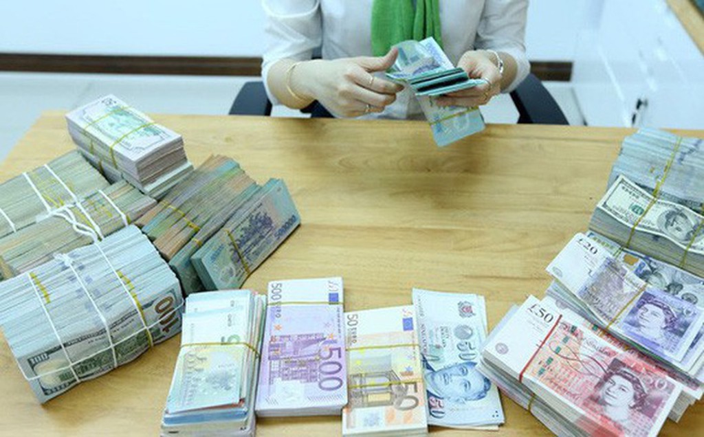 Theo các chuyên gia, việc VND giữ giá so với USD chưa đáng quan ngại. Nguồn: internet