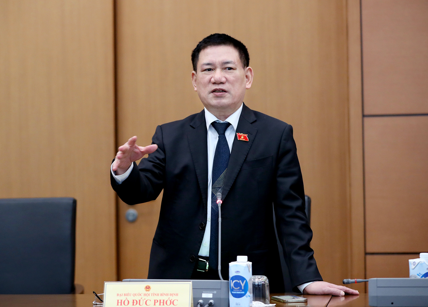 Bộ trưởng Hồ Đức Phớc phát biểu tại phiên thảo luận.