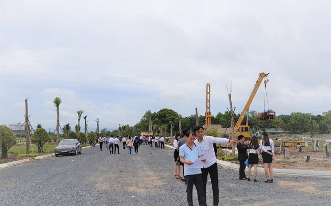 Đất nền vùng ven trung tâm TP. Hồ Chí Minh vẫn là kênh đầu tư hút giới địa ốc.