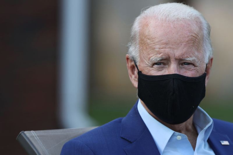 Chính quyền của ông Biden sẽ phải giải quyết nhiều vấn đề sau khi nhậm chức vào tháng 1 năm sau. Ảnh: Bloomberg.