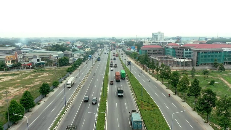 Tuyến đường Mỹ Phước - Tân Vạn đã được đẩy nhanh tiến độ, hoàn thành và thông toàn tuyến.  (Ảnh: Phương Lê)