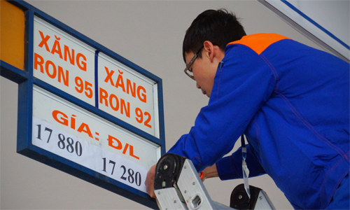 Tăng giá xăng 1.600 đồng/lít từ chiều ngày 11/3. Nguồn: internet