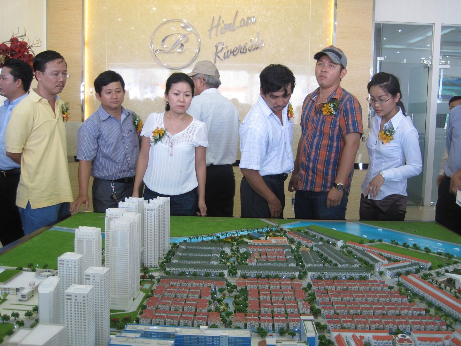 "Quả ngọt" cho chủ đầu tư lẫn đội quân bán hàng trung gian. Nguốn: internet