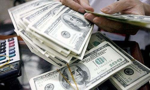 Tỷ giá USD/VND của các ngân hàng sáng đầu tuần (24/8) tiếp tục được điều chỉnh tăng từ 5-20 đồng so với phiên giao dịch cuối tuần trước. Nguồn: internet