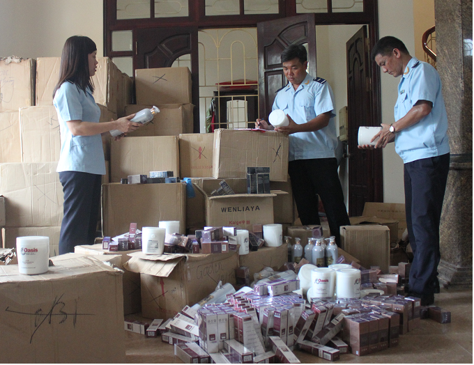 Tang vật trong một vụ nhập lậu mỹ phẩm do Hải quan Quảng Ninh phát hiện, bắt giữ.