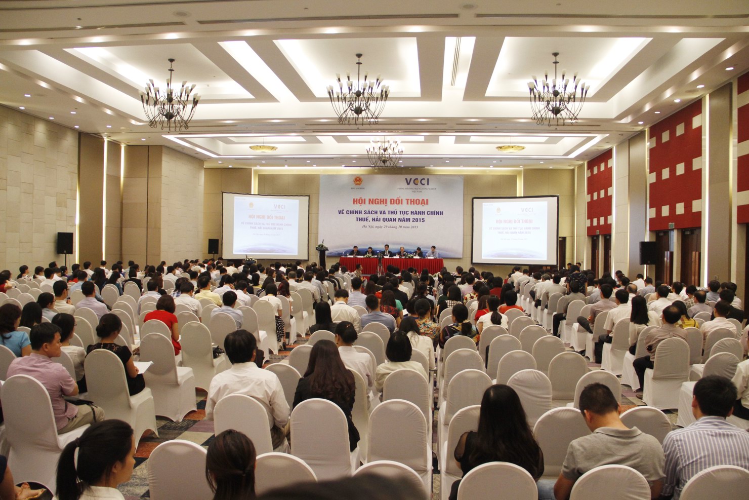Năm 2015, ngành Tài chính đã giảm thêm được 50 giờ nộp thuế, đưa tổng số giờ nộp thuế xuống còn 117 giờ, vượt mục tiêu đề ra.