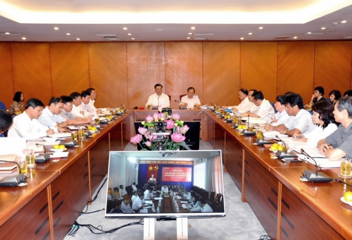 Bộ trưởng Đinh Tiến Dũng chủ trì Hội nghị.