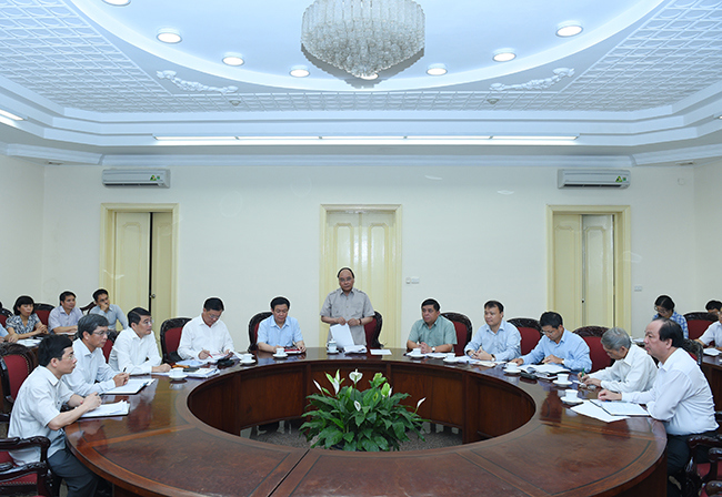 Toàn cảnh buổi làm việc.