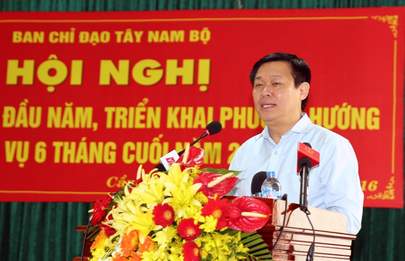 Phó Thủ tướng Vương Đình Huệ phát biểu tại hội nghị.