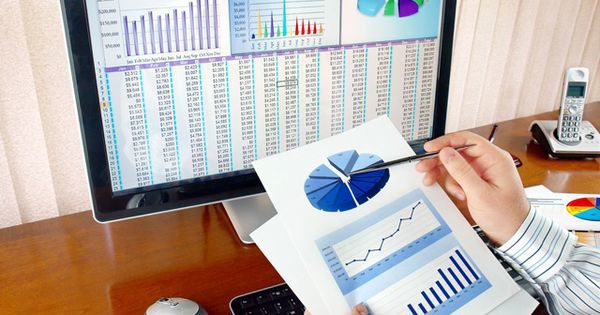 Kiểm soát đặc biệt công ty chứng khoán có tỷ lệ vốn khả dụng dưới 120%.
