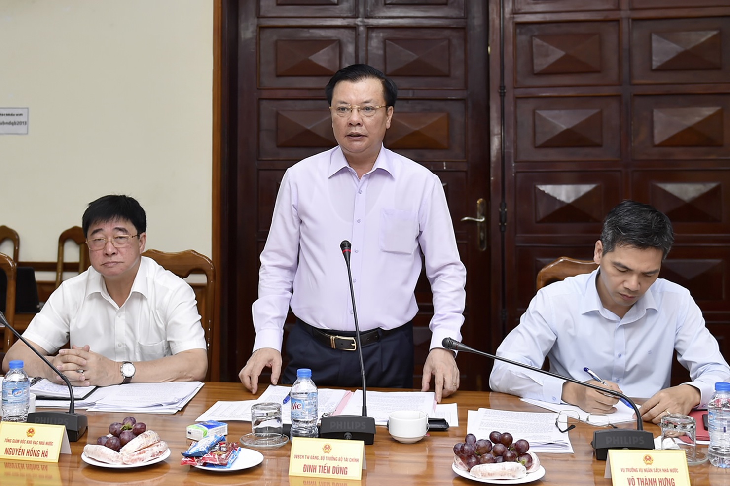 Bộ trưởng Đinh Tiến Dũng phát biểu tại buổi làm việc. Nguồn: MOF