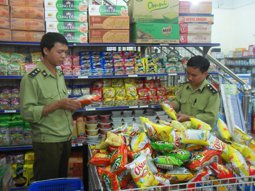 Nhiều địa phương đã có kế hoạch mở đợt cao điểm nhằm kiểm soát tình hình buôn lậu, gian lận thương mại và hàng giả trong dịp Tết Nguyên đán Mậu Tuất năm 2018. Nguồn: internet