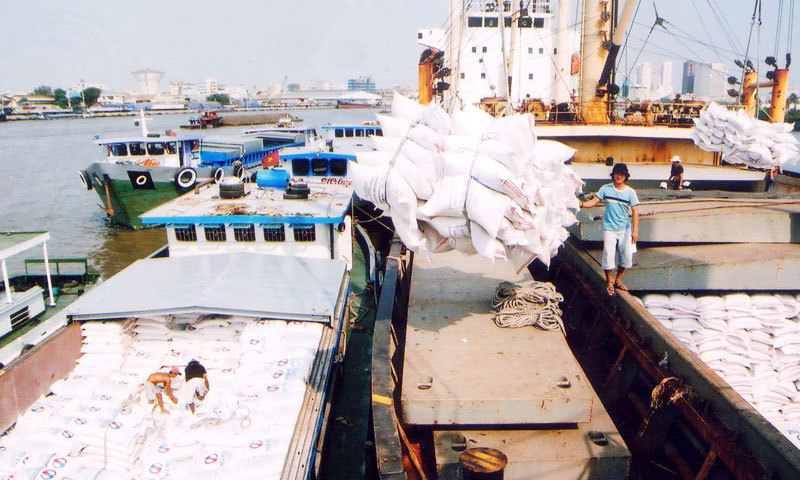 Tín hiệu xuất khẩu gạo tích cực ngay đầu năm khi nhu cầu thị trường khá lớn. Nguồn: internet