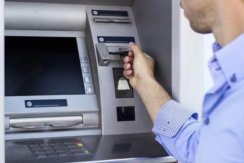  Napas dự kiến đến tháng 3/2021 sẽ không thu phí giao dịch ngân hàng. Ảnh: PV.