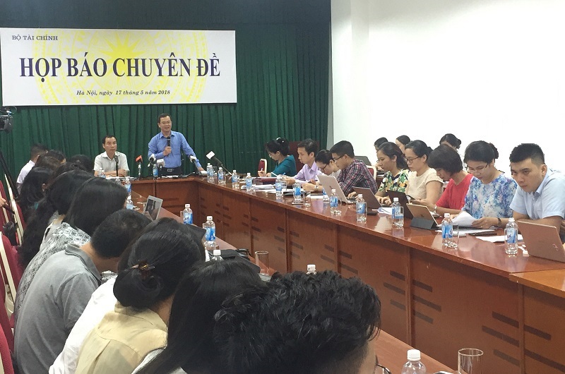 Toàn cảnh cuộc họp báo.