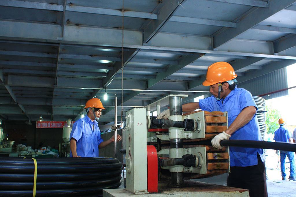 Quy định về công bố thông tin DNNN hiện nay đã khá đầy đủ nhưng khâu thực thi còn nhiều yếu kém. Ảnh: Lê Tiên