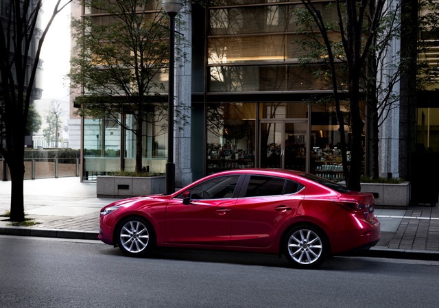 Mazda3 luôn nằm trong Top 10 xe bán chạy nhất Việt Nam. Nguồn: internet