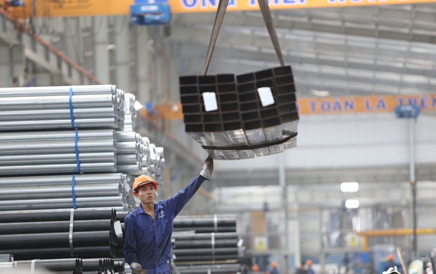 Sản phẩm thép thanh, thép cuộn và ống thép Hòa Phát sẽ không bị áp hạn ngạch hay thuế tự vệ nhập khẩu vào thị trường Liên minh Châu Âu. Nguồn: internet