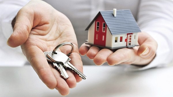Không ít khách hàng đành phải “ngậm bồ hòn” vì hàng loạt rủi ro ập tới khi bỏ tiền ra trước để mua sản phẩm bất động sản hình thành trong tương lai. Nguồn: internet