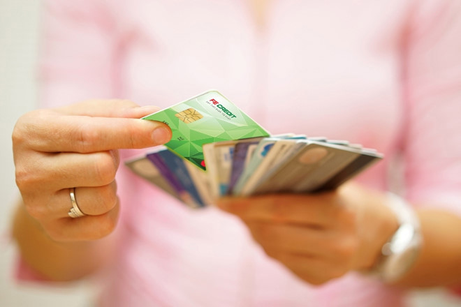 Trong câu chuyện sử dụng thẻ thông minh, ngoài việc bảo mật thẻ thì ngày nay, các ngân hàng cũng kỳ vọng khách hàng có những thao tác quản lý tài chính tối ưu nhất. Nguồn: internet