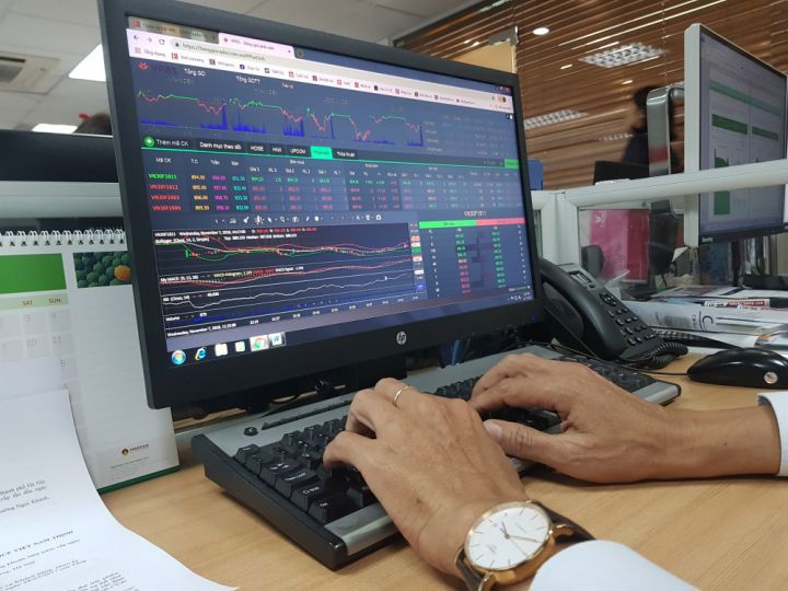 Khối lượng giao dịch chứng khoán phái sinh trong tháng 10 tăng tới gần 64% so với tháng trước đó. Nguồn: internet